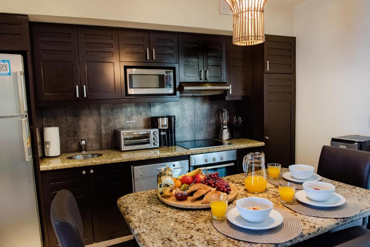Deluxe Two-Bedroom Suite,1138690042:JPEG