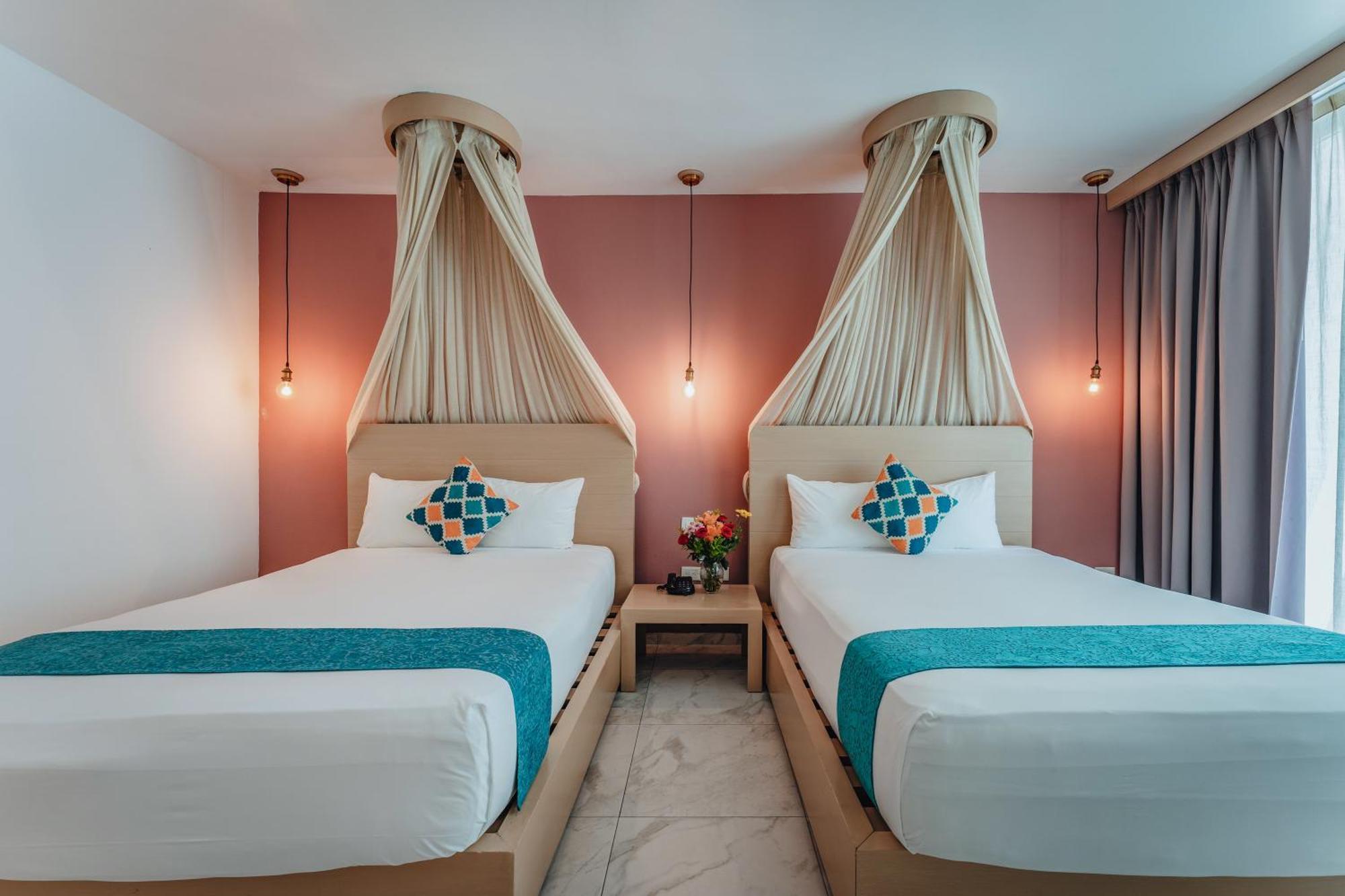 Room King Bed or 2 Queens Beds